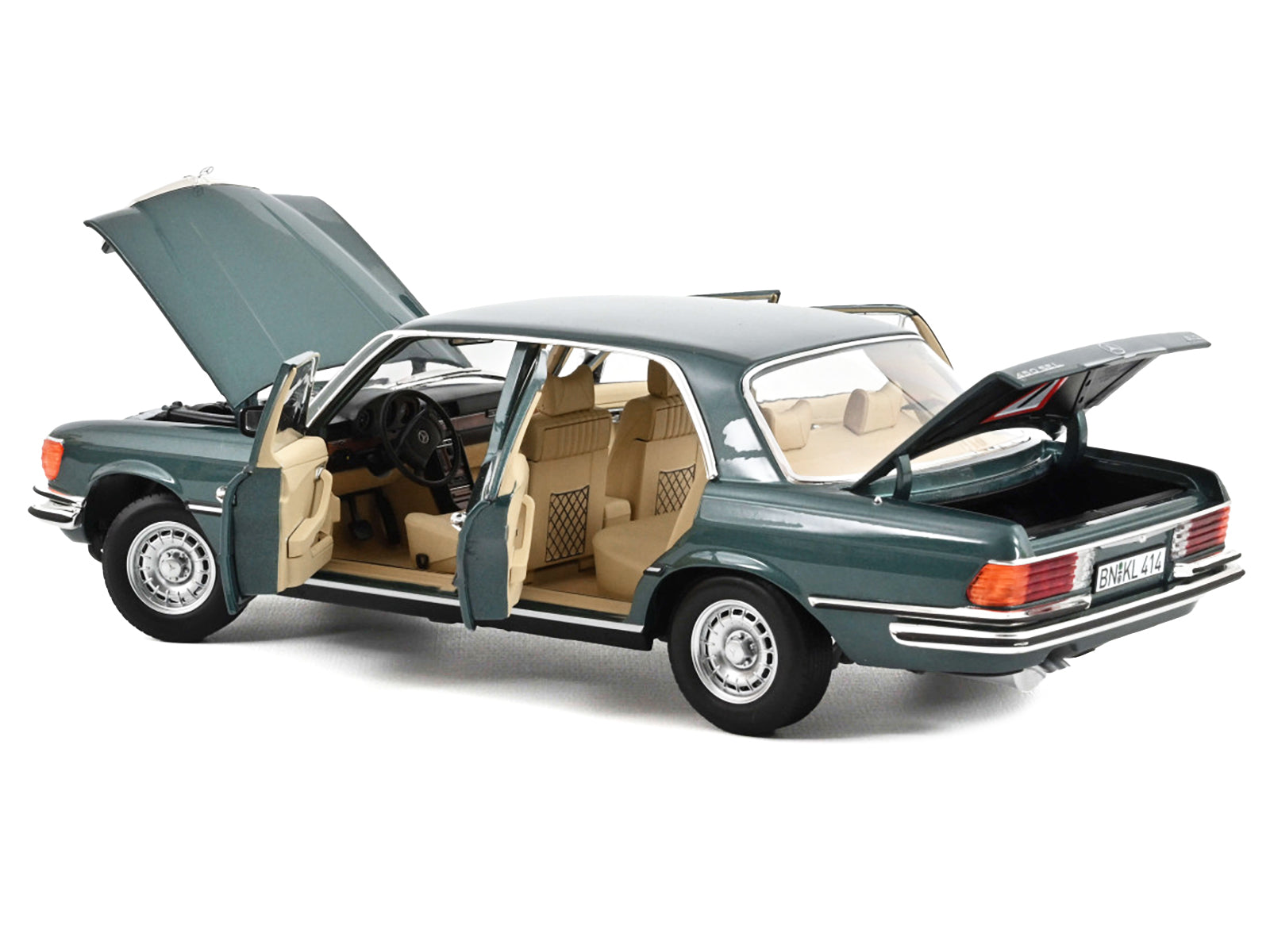 1979 Mercedes-Benz 450 Green Diecast Model Car 