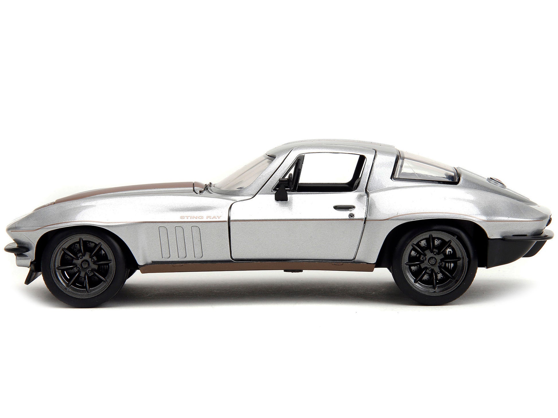 1966 Chevrolet Corvette  Silver Diecast Model Car 