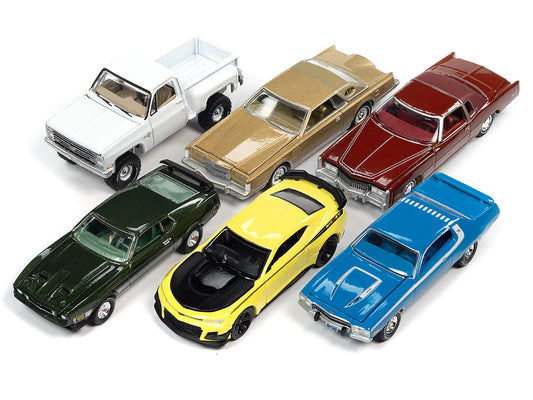 Auto World  Diecast Model Car/Truck Set 