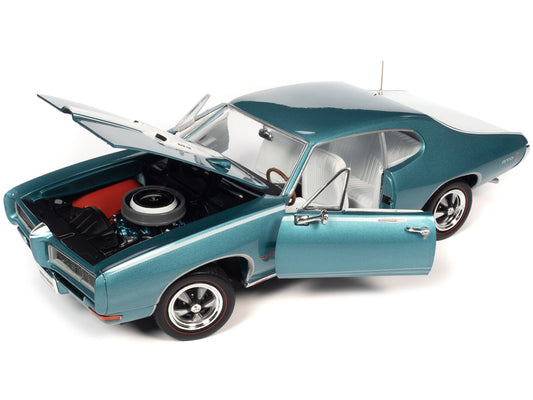 1968 Pontiac Royal Bobcat Turquoise Diecast Model Car 