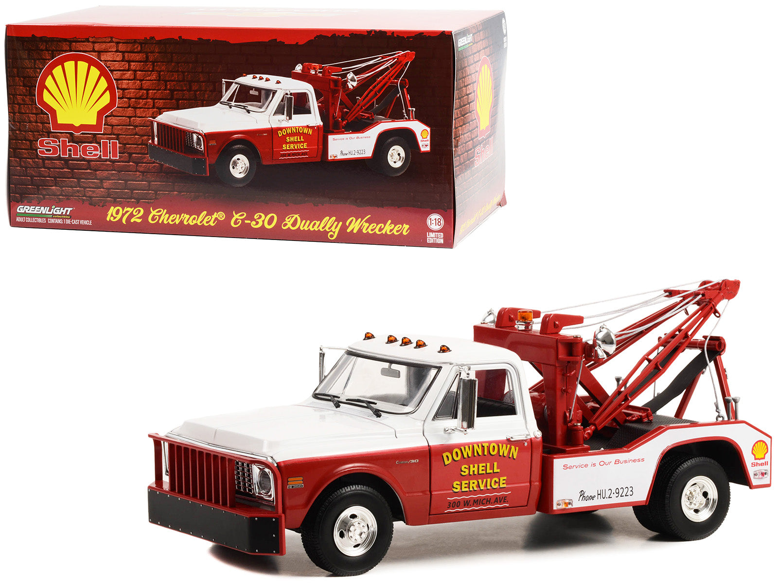 1972 Chevrolet C-30 White Diecast Model Tow Truck 