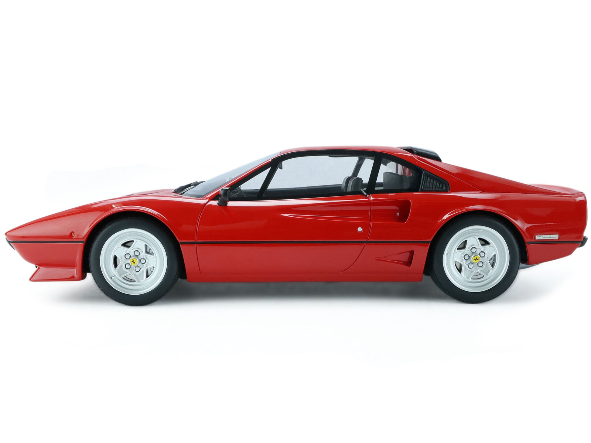 Brand new 1/18 scale car model of 1982 Ferrari 208 GTB Turbo Rosso Corsa Red model car by GT Spirit.
Brand new box.
Re