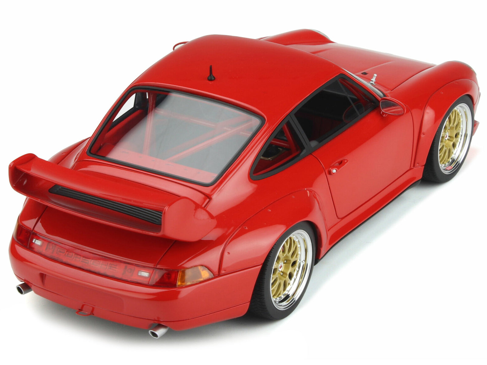 Brand new 1/18 scale car model of 1996 Porsche 911 (993) 3.8 RSR Guards Red with Gold Wheels model car by GT Spirit.
Br