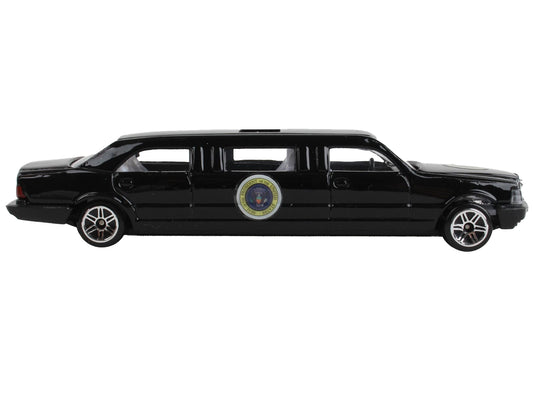 Presidential Limousine Black w Sunroof U.S. President Diecast Model Daron