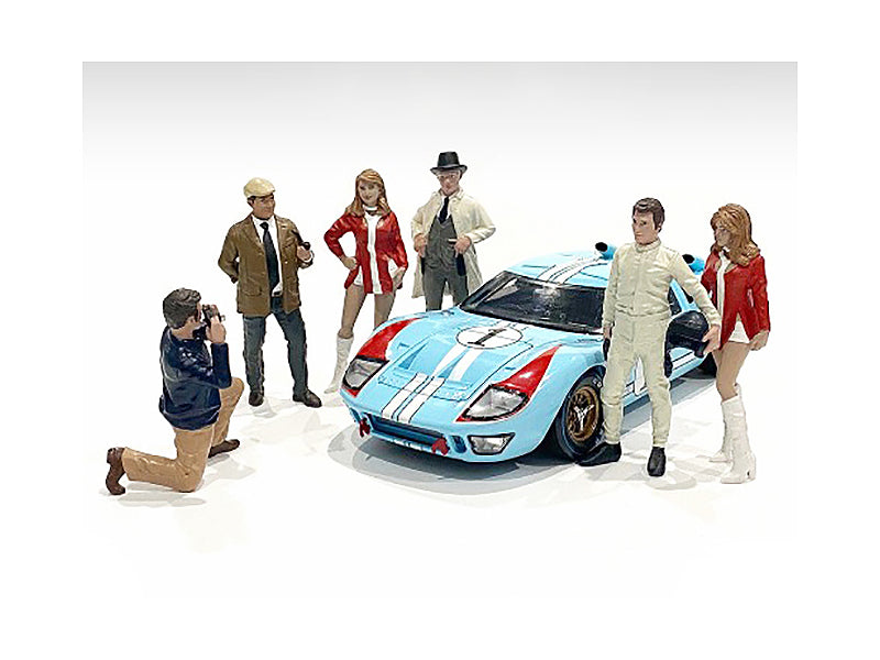 Brand new 1/24 scale of "Race Day 2" 6 piece Figurine Set for 1/24 scale models by American Diorama.
 Brand new boxes.
 On