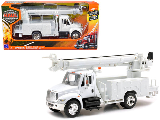 International 4200 Digger Service White Diecast Model Service Truck 